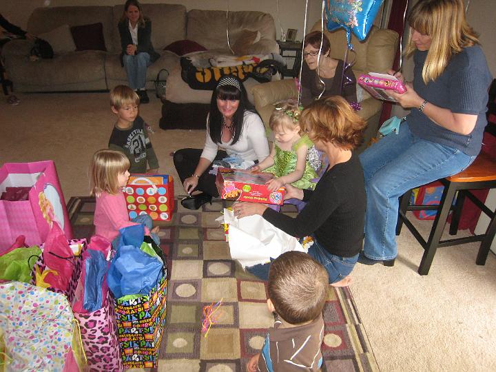 Birthday Party 046.JPG